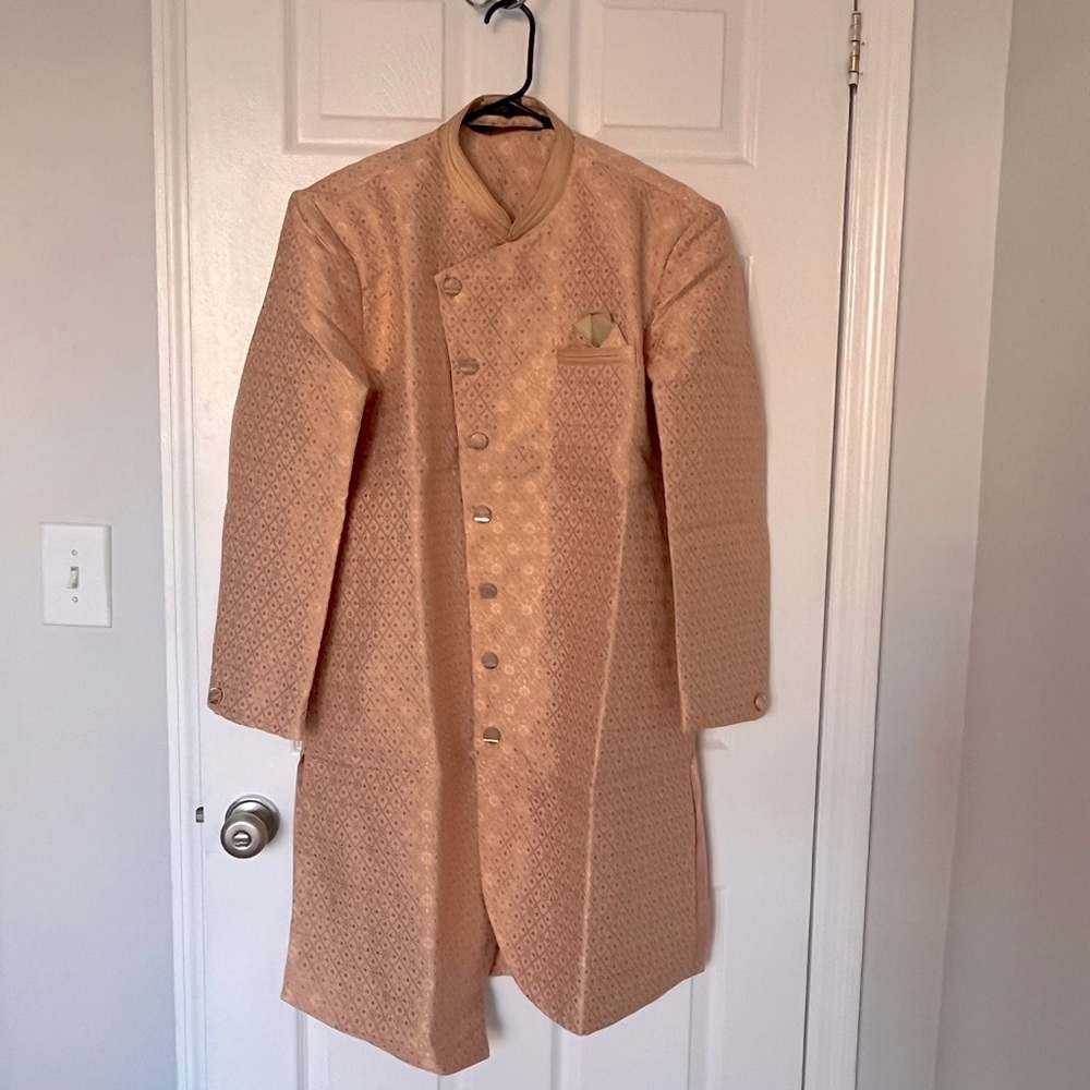 Blush Mens Indian Wedding Attire. BRAND NEW size 46